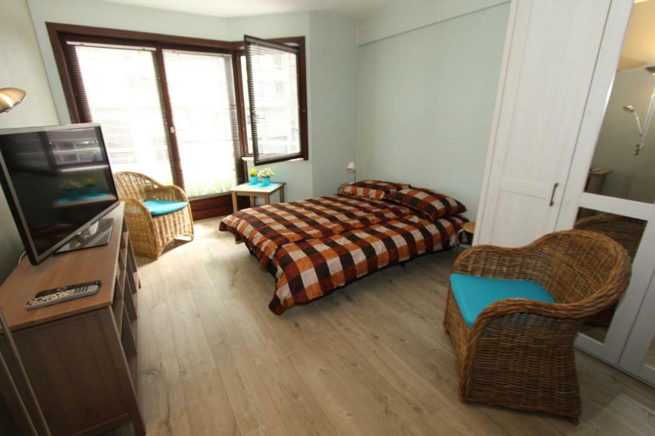 Toffe studio op 300m van de zeedijk van Oostende Buitenkant foto