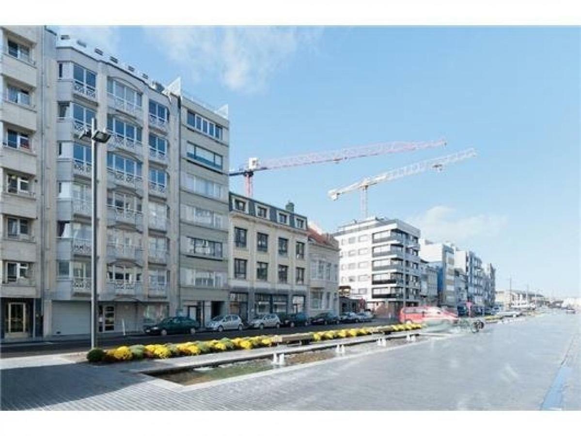 Toffe studio op 300m van de zeedijk van Oostende Buitenkant foto