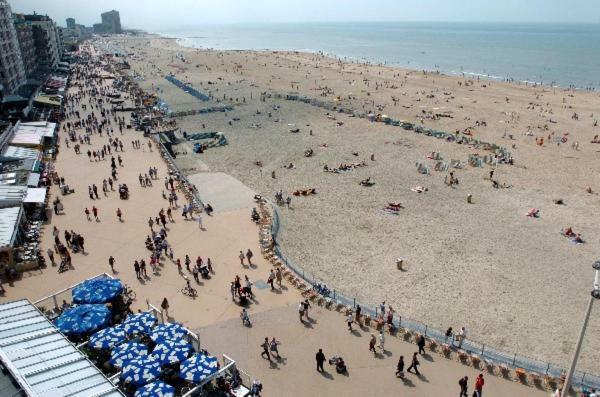Toffe studio op 300m van de zeedijk van Oostende Buitenkant foto